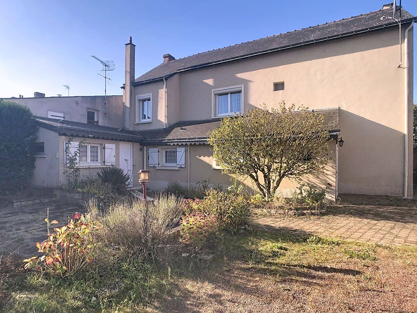 Maison 7 pièces 154 m² · à Vivy · 154,2 m² · 159 900 €