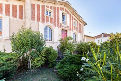 Maison à vendre 630 000 € 11 pièces 7 chambres 370 m² 2 600 m² de terrain La panousse - St Martin - Val de Caussels - Jarlard - Le Peyroulié Albi 81000