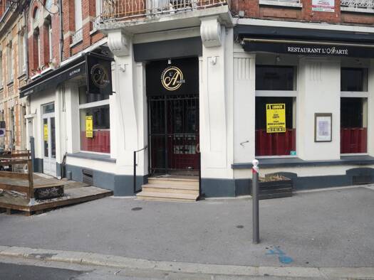 Local commercial à louer 2 271 € 178 m² de surface de vente Cambrai 59400