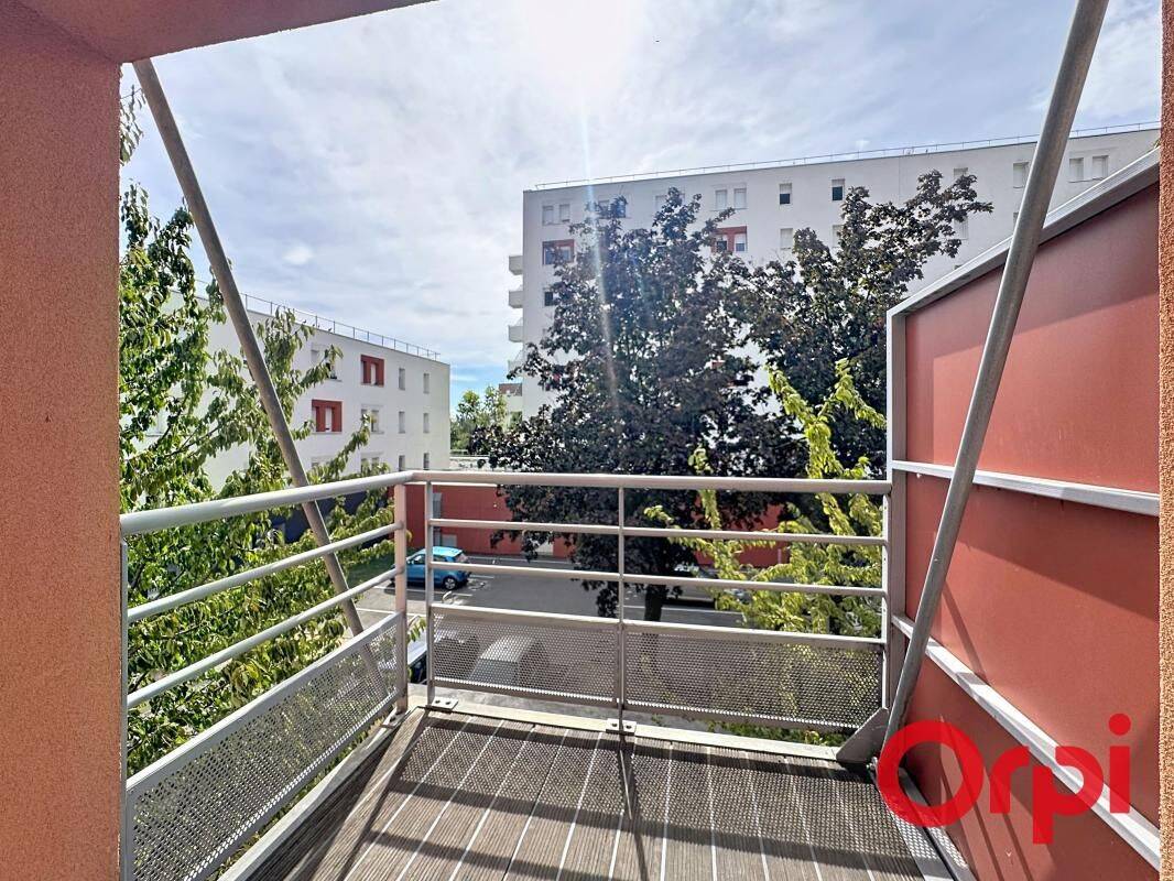 Appartement 3 pièces 55 m² · à Oullins-Pierre-Bénite · 54,9 m² · 950 €/mois