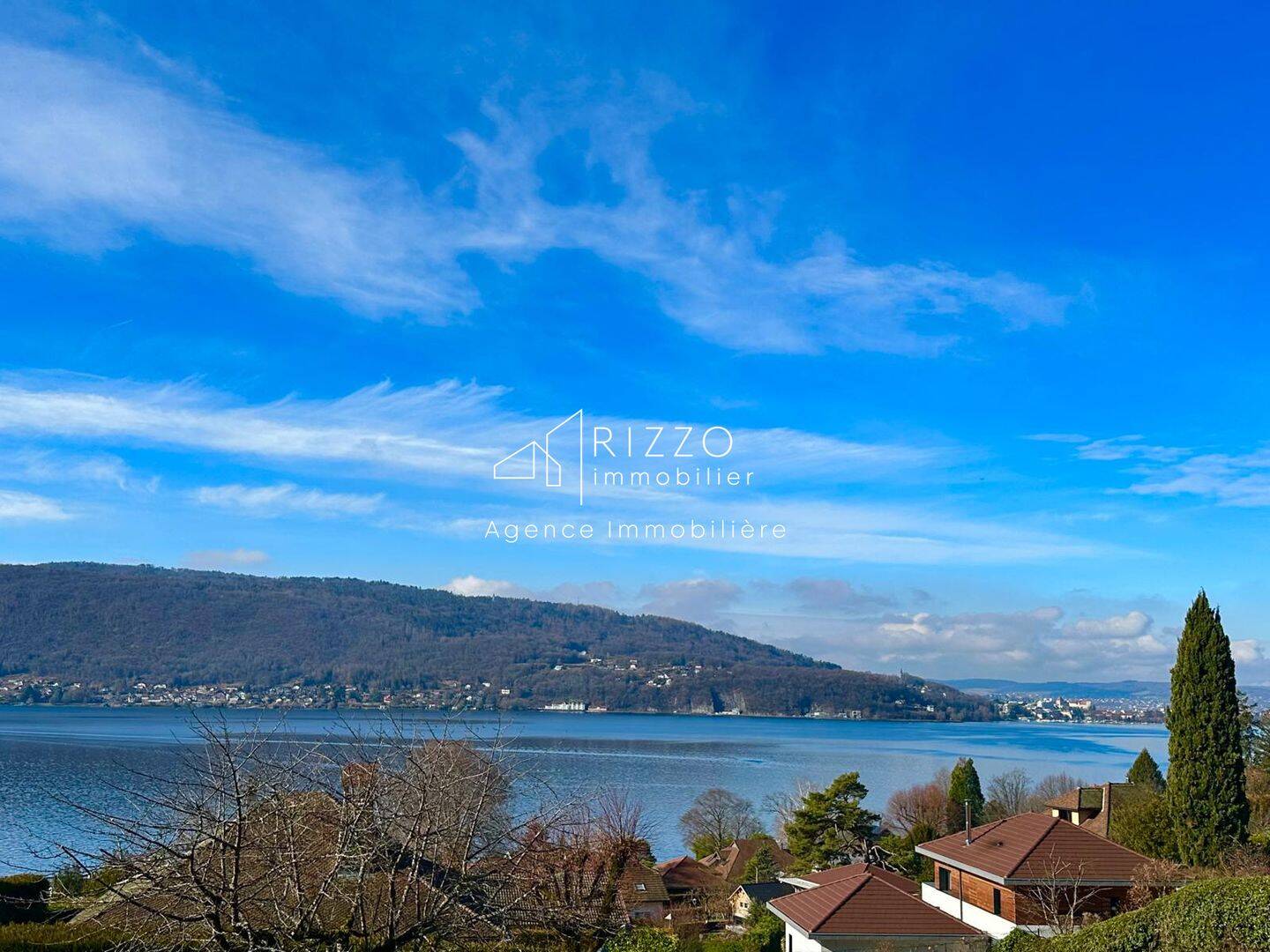 Appartement 3 pièces 55 m² · à Veyrier-du-Lac · 55 m² · 690 000 €