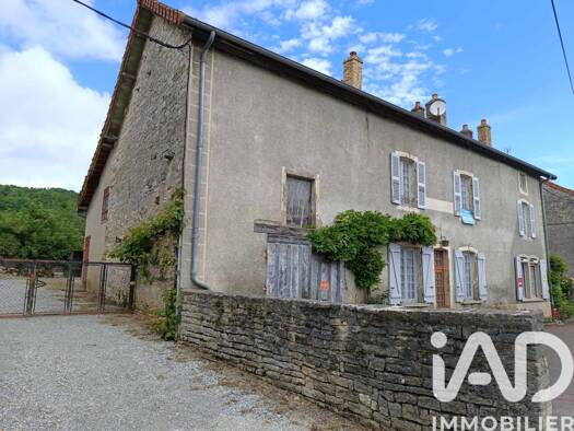 Maison à vendre 85 000 € 6 pièces 3 chambres 120 m² 870 m² de terrain La Rochepot 21340