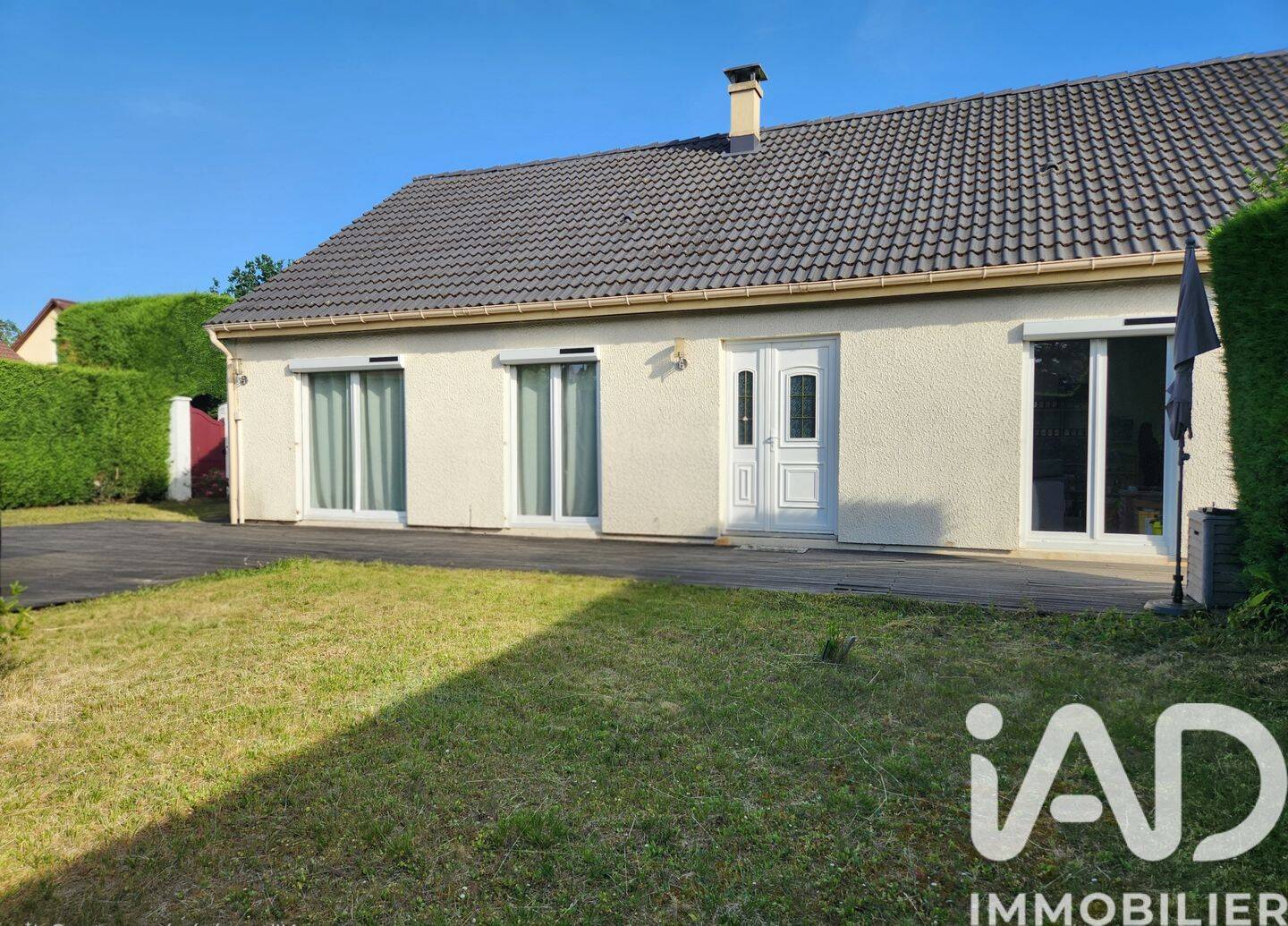 Maison 6 pièces 176 m² · à Mirebeau-sur-Bèze · 176 m² · 290 000 €