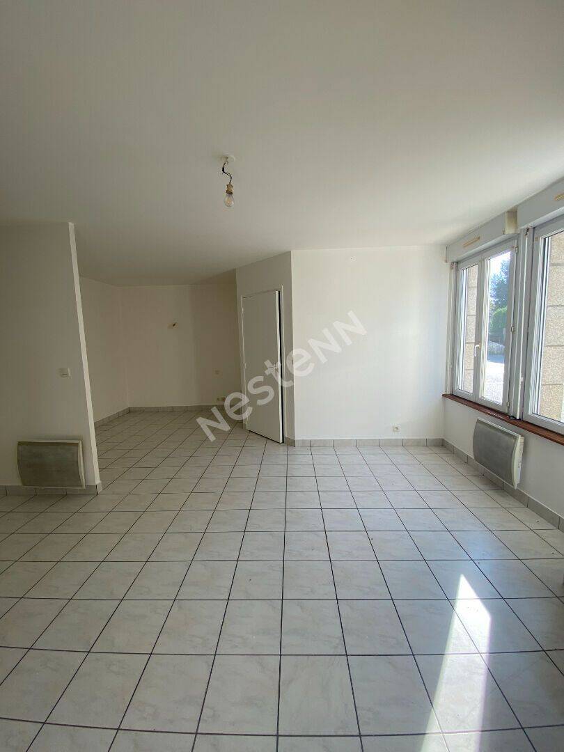 Appartement 1 pièce 34 m² · à Évellys · 33,7 m² · 275 €/mois