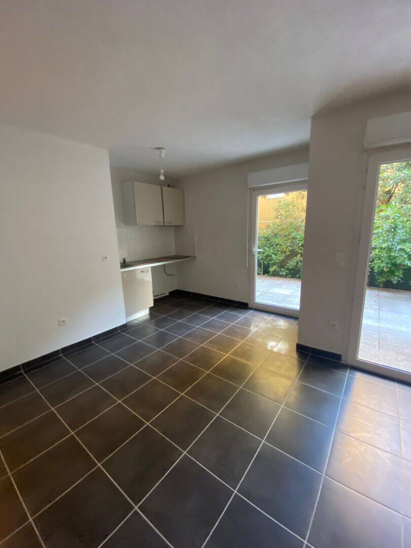 Appartement 1 pièce 31 m² · à Castelnau-le-lez · 31 m² · 582 €