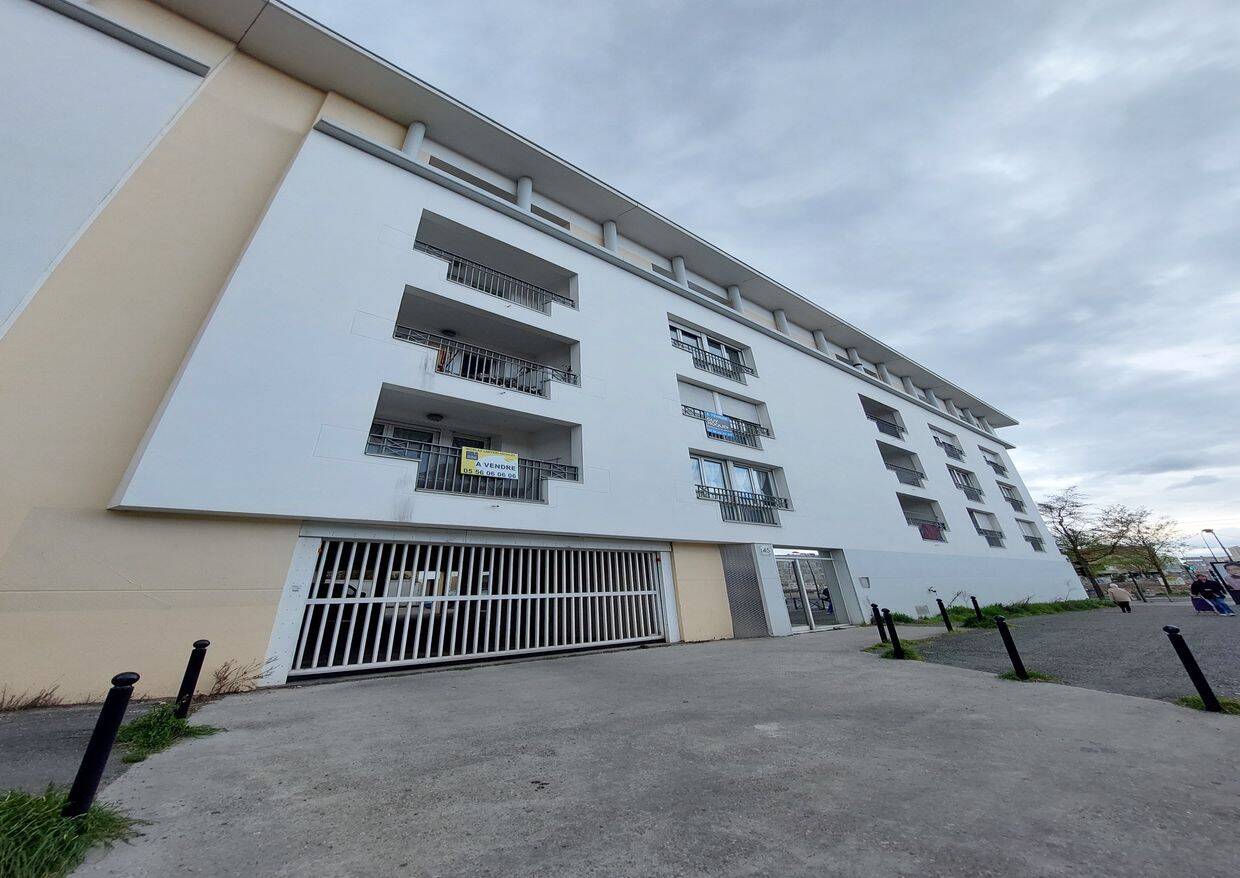 Appartement 2 pièces 47 m² · à Bordeaux · 46,5 m² · 703 €