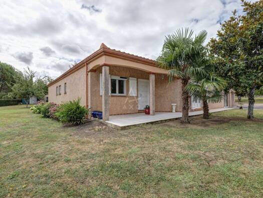 Maison de plain-pied à vendre 534 000 € 4 pièces 3 chambres 135 m² 1 900 m² de terrain Rouffiac-Tolosan 31180