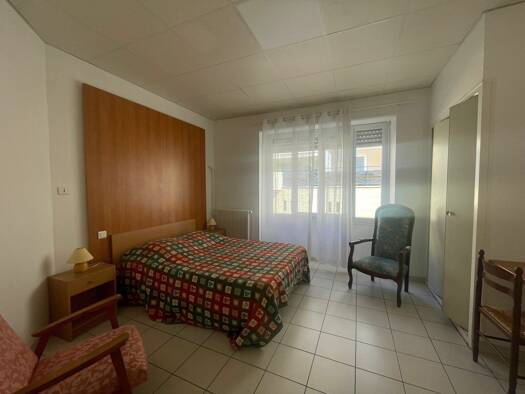 Appartement à louer 500 € 1 pièce 27 m² disponible dès maintenant Centre Ville Dax 40100