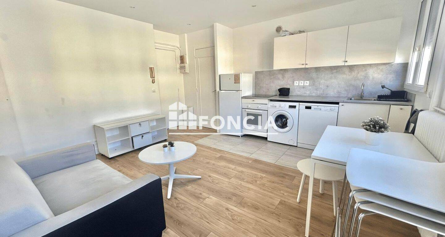 Appartement 2 pièces 32 m² · à Montrouge · 31,5 m² · 1 155 €/mois