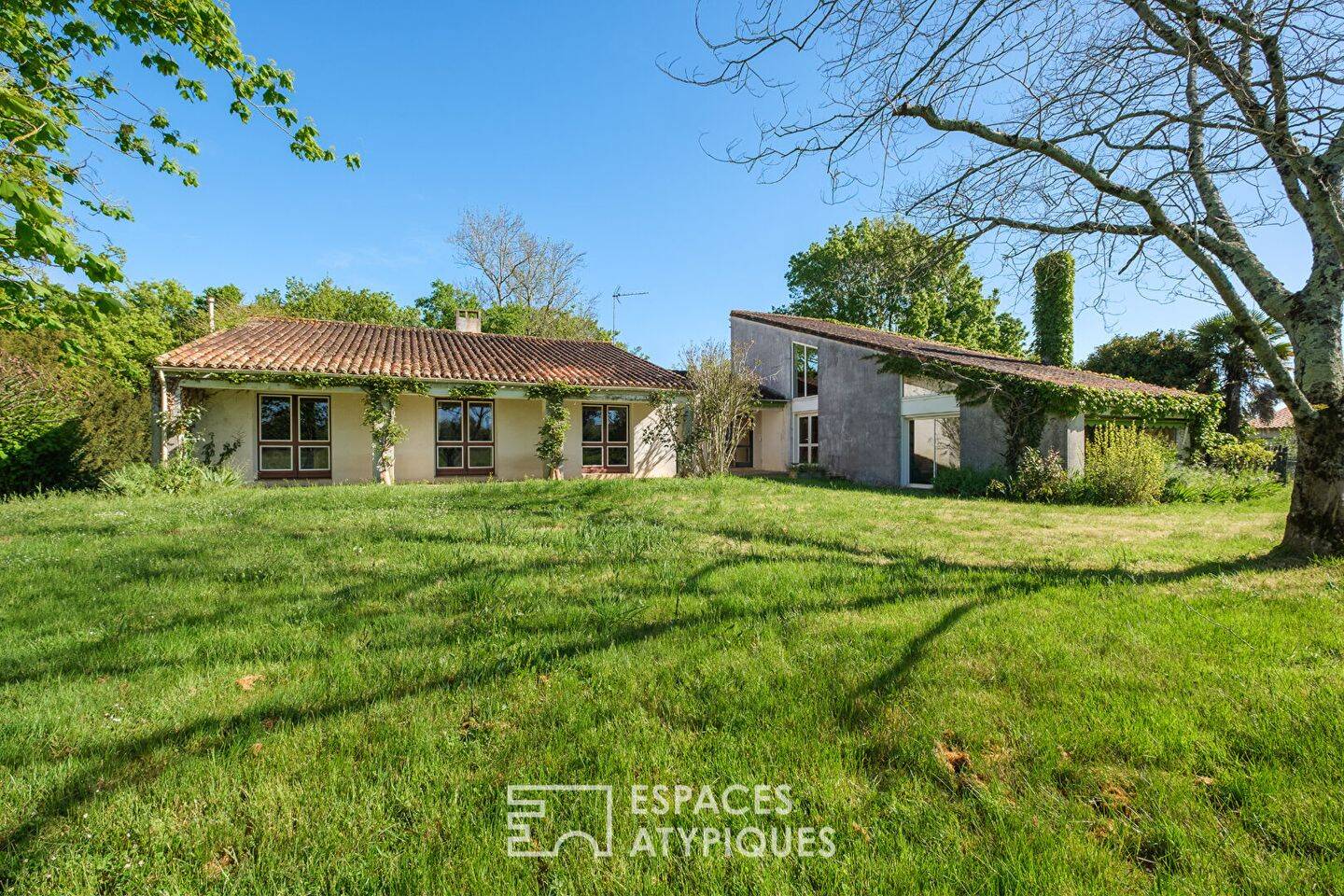 Maison 11 pièces 287 m² · à Échiré · 287 m² · 349 000 €