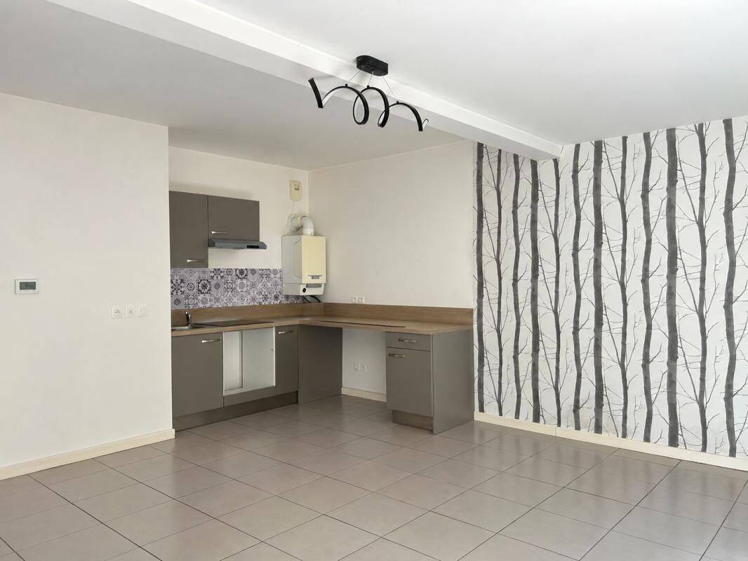 Appartement 2 pièces 50 m² · à Cenon · 50 m² · 692 €/mois