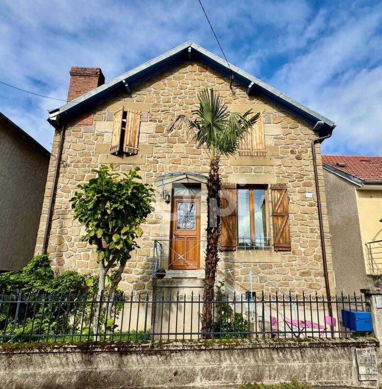 Maison 5 pièces 105 m² · à Brive-la-Gaillarde · 105 m² · 930 €