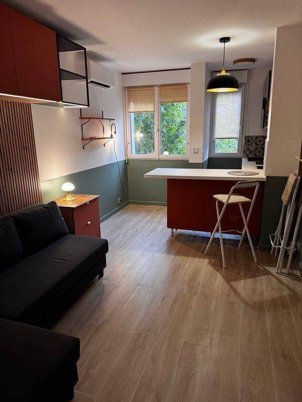 Appartement 1 pièce 26 m² · à Marseille 1er Arrondissement · 26 m² · 739 €