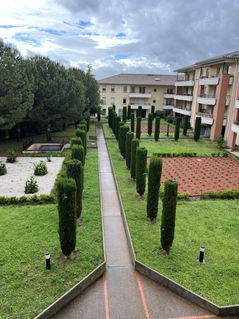 Appartement 4 pièces 72 m² · à Blagnac · 71,6 m² · 930 €