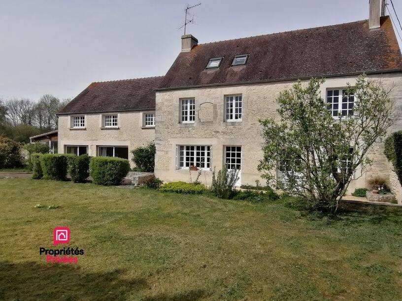 Maison 6 pièces 220 m² · à Argentan · 220 m² · 279 760 €