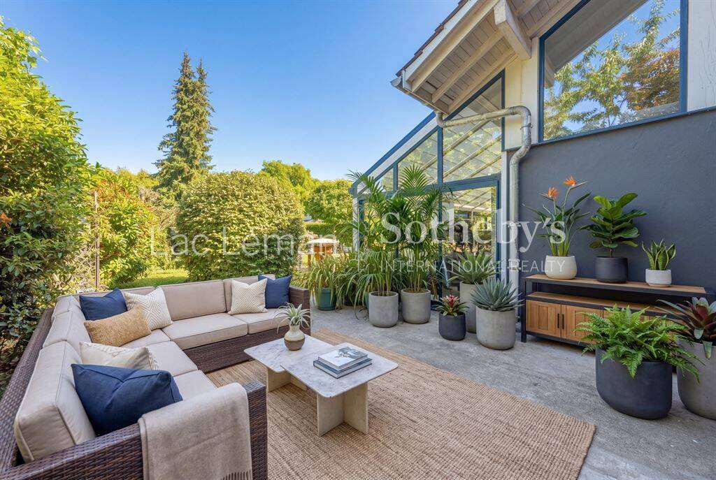 Maison 8 pièces 251 m² · à Veigy-Foncenex · 251 m² · 995 000 €