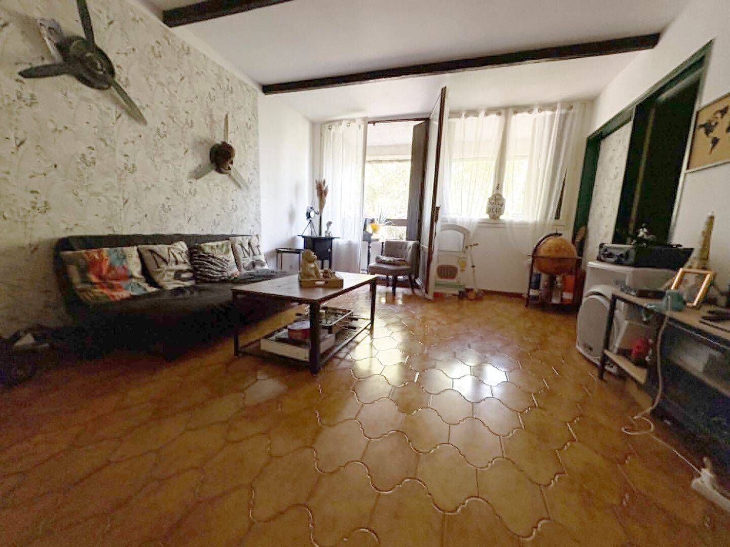 Appartement 4 pièces 78 m² · à Arles · 78 m² · 102 000 €