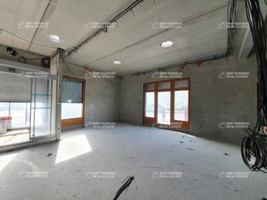 Espace bureau à vendre 294 000 € 210 m² de bureaux La Plaine Nuits-Saint-Georges 21700