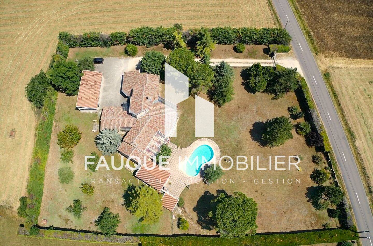 Maison 7 pièces 190 m² · à Chabeuil · 190 m² · 690 000 €