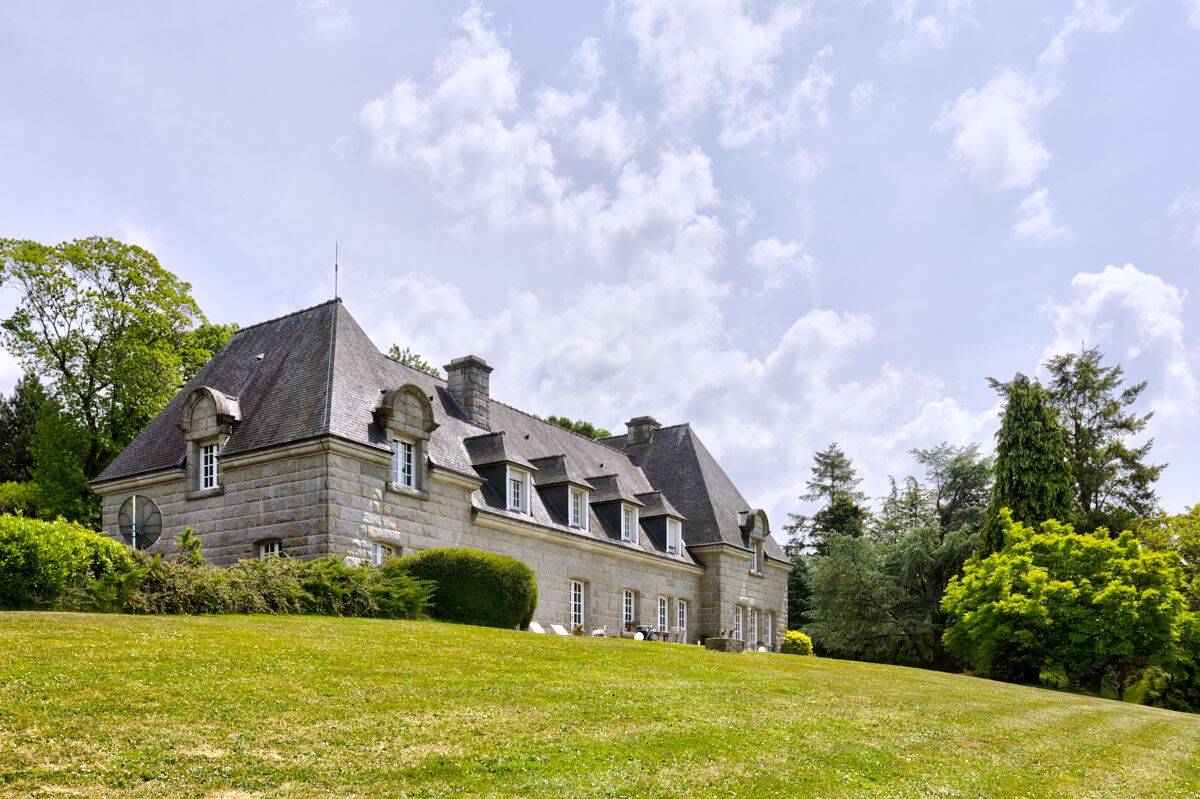 Maison 10 pièces 431 m² · à Beaucé · 431 m² · 1 793 500 €