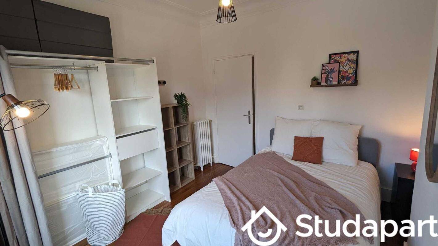 1 pièce 10 m² · à Paris 16ème Arrondissement · 10 m² · 960 €