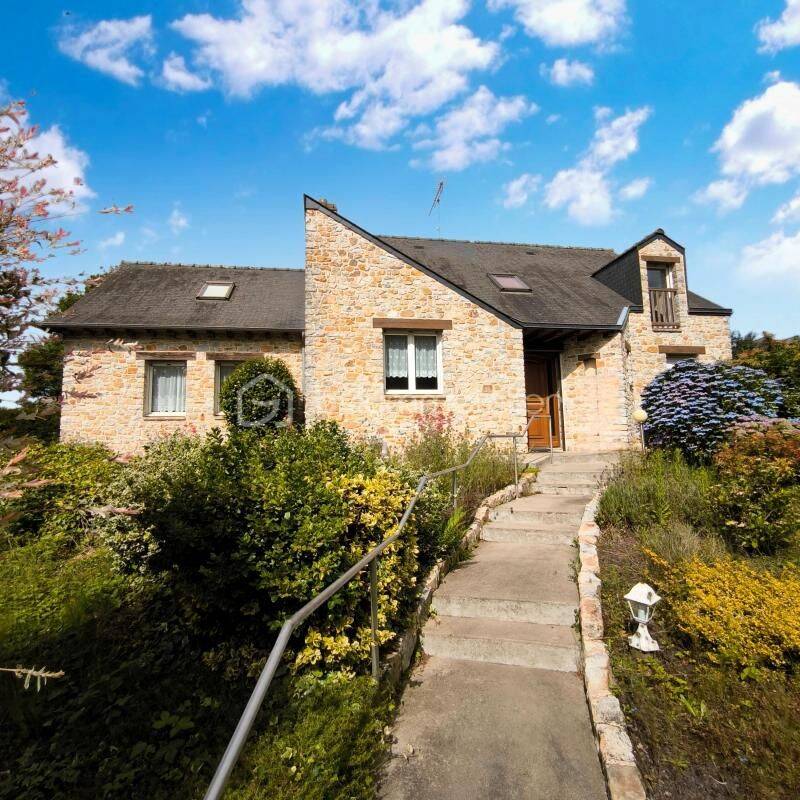 Maison 5 pièces 142 m² · à Billé · 142 m² · 268 000 €