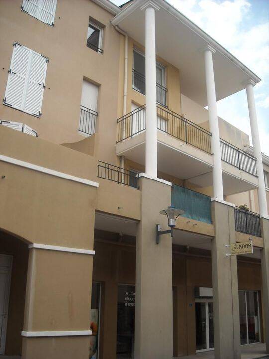 Appartement 1 pièce 32 m² · à Venelles · 32 m² · 715 €/mois
