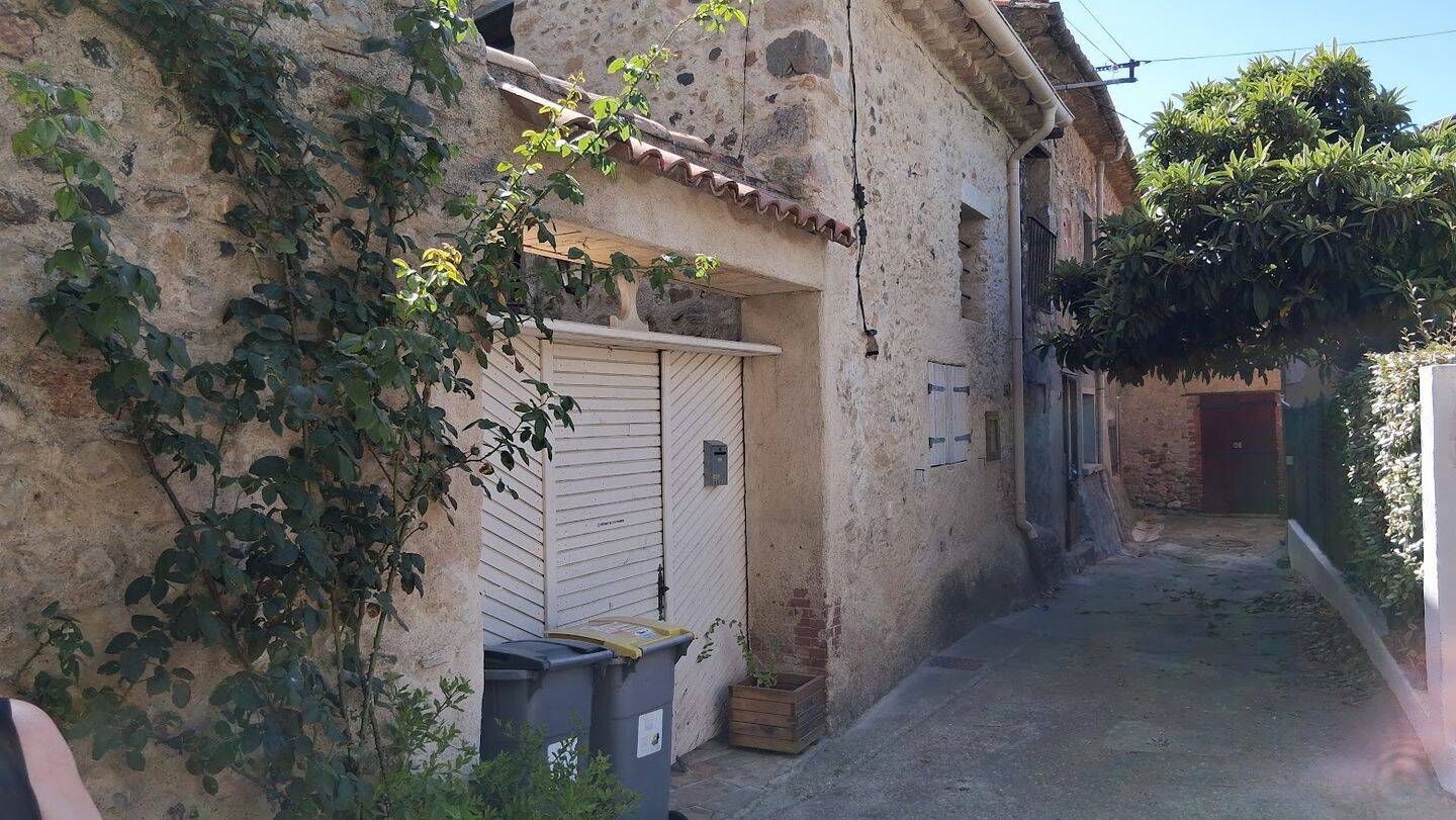 Maison 4 pièces 85 m² · à Pouzolles · 85 m² · 47 000 €