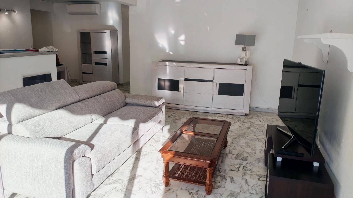 Appartement 4 pièces 93 m² · à Cagnes-sur-Mer · 93,4 m² · 1 650 €
