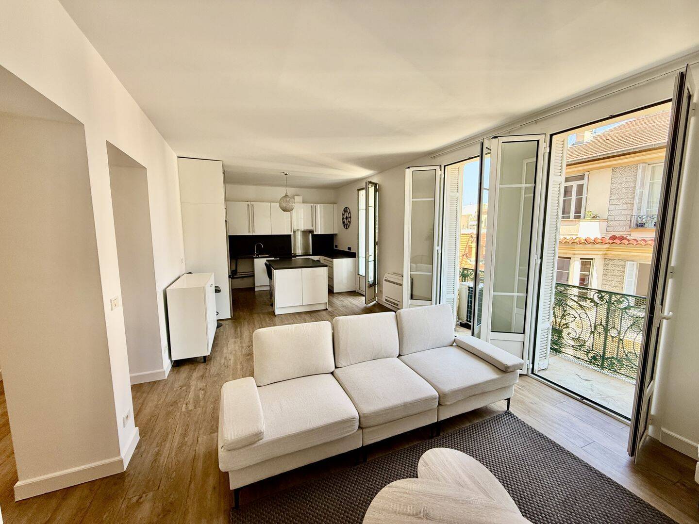 Appartement 4 pièces 74 m² · à Beausoleil · 74,2 m² · 2 800 €/mois