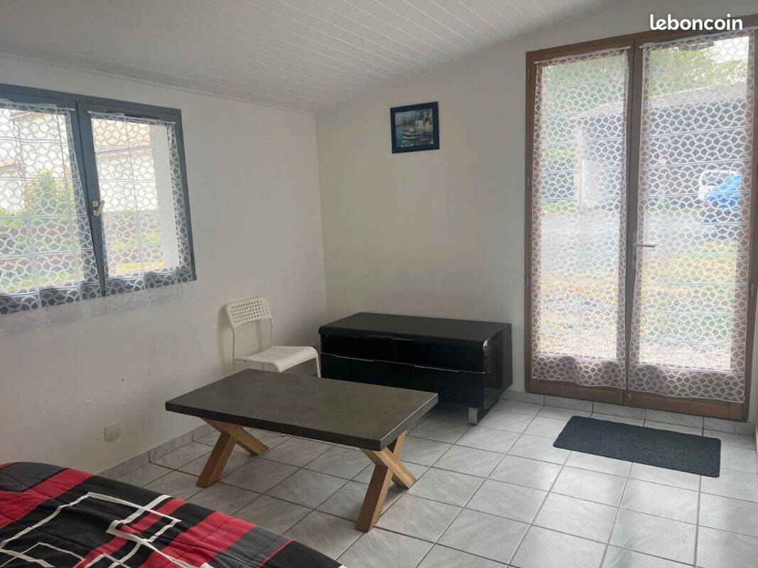 Maison 3 pièces 55 m² · à Saint-Vivien-de-Médoc · 55 m² · 550 €/mois