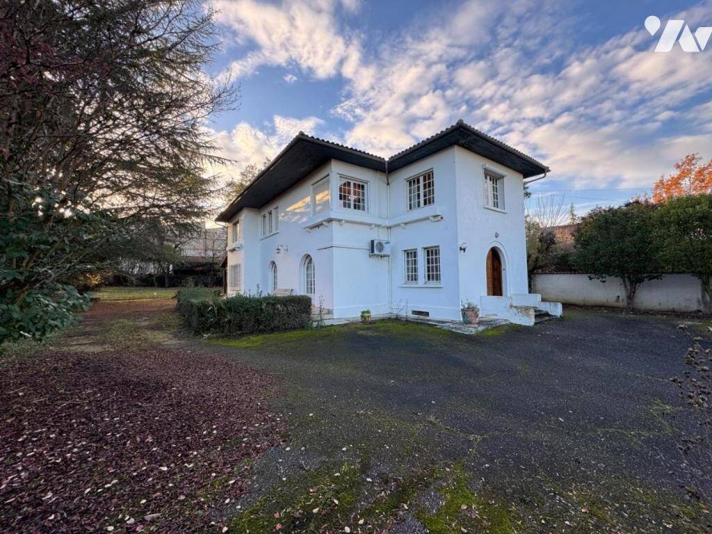 Maison 9 pièces 222 m² · à Nérac · 222 m² · 210 800 €