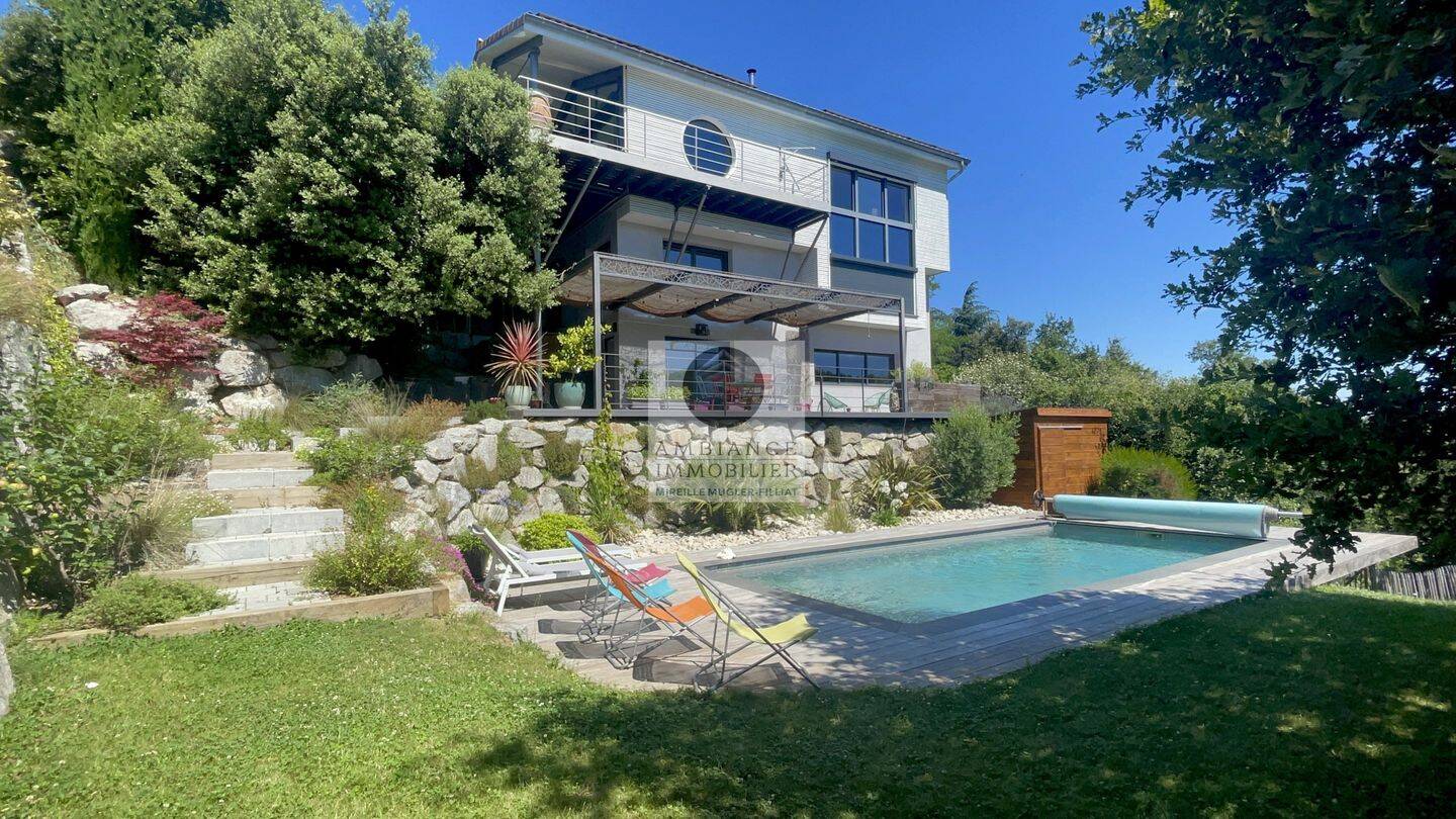 Maison 7 pièces 167 m² · à Saint-Péray · 167 m² · 650 000 €