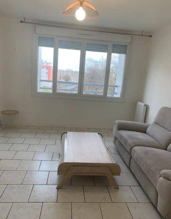 Appartement 4 pièces 70 m² · à Mérignac · 70 m² · 890 €/mois