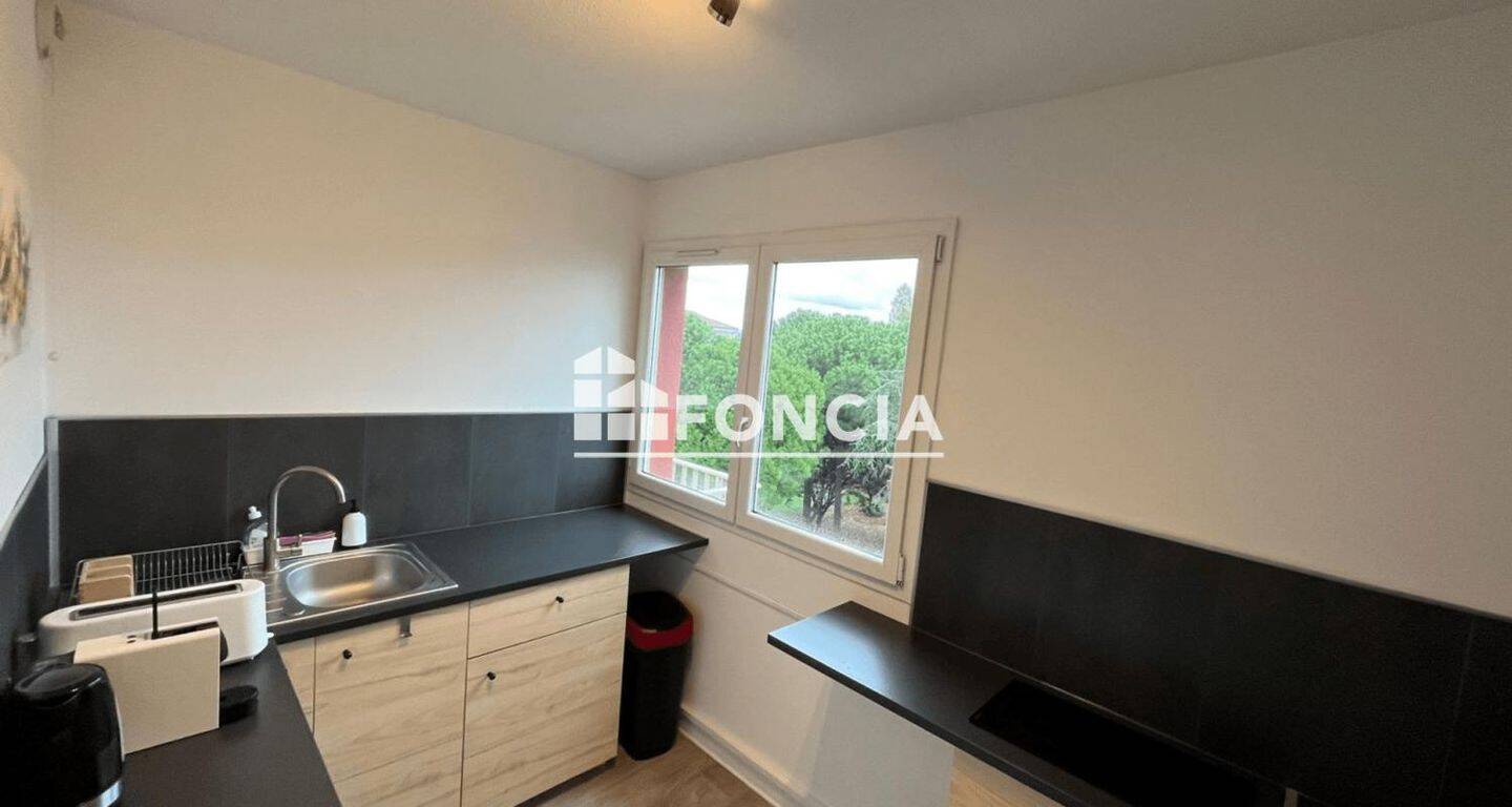 Appartement 1 pièce 35 m² · à Fréjus · 34,8 m² · 672 €/mois