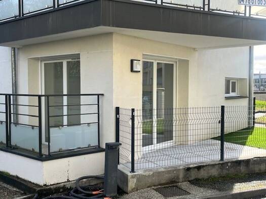 Appartement à louer 750 € 2 pièces 1 chambre 42 m² L'Horloge Meximieux 01800