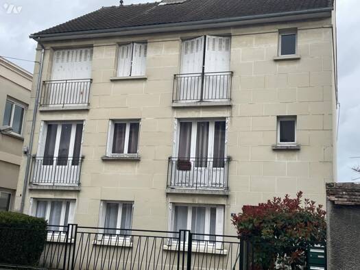 Appartement à vendre 116 500 € 3 pièces 2 chambres 71,4 m² Étage 1/2 Soissons 02200