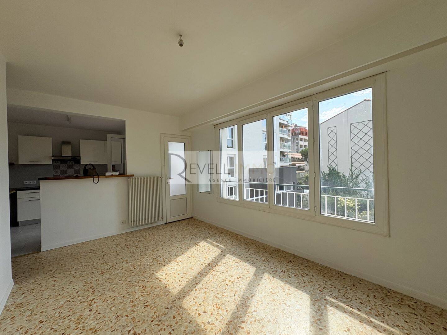 Appartement 3 pièces 57 m² · à Nice · 57 m² · 240 000 €