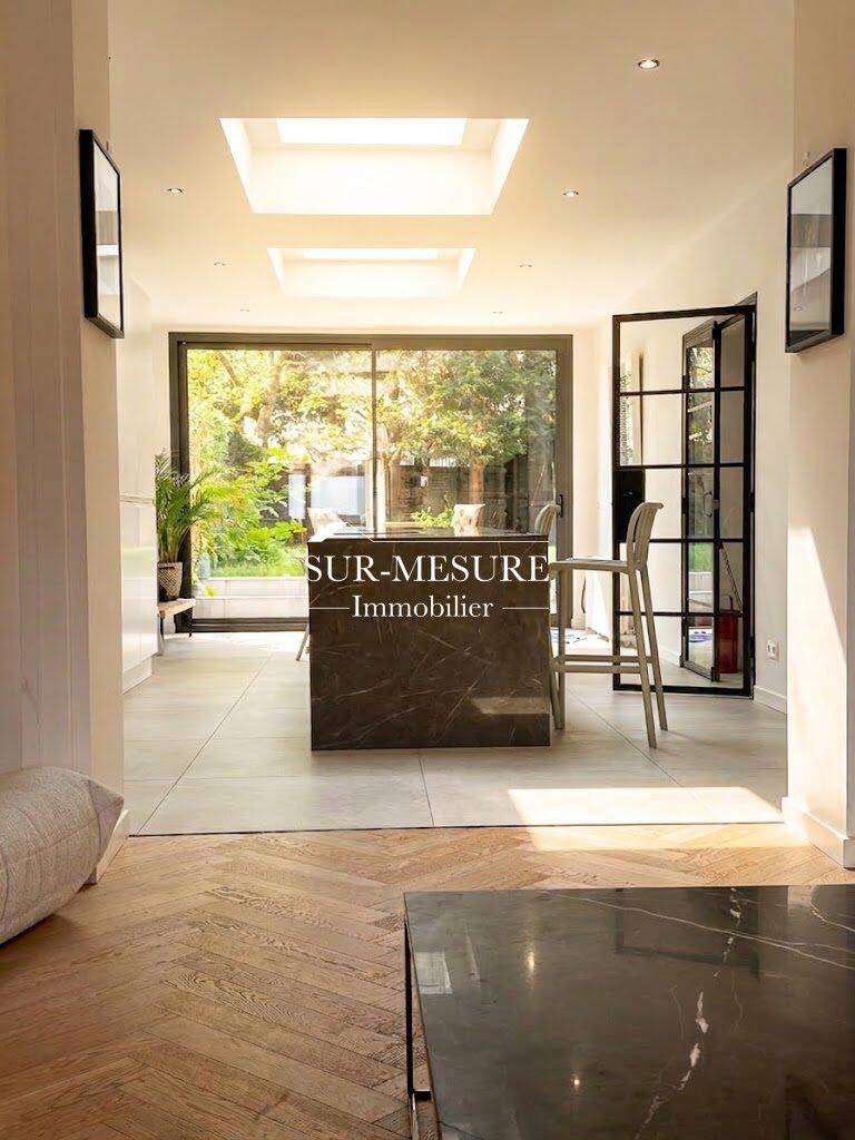 Maison 11 pièces 290 m² · à Marcq-en-Barœul · 290 m² · 899 000 €