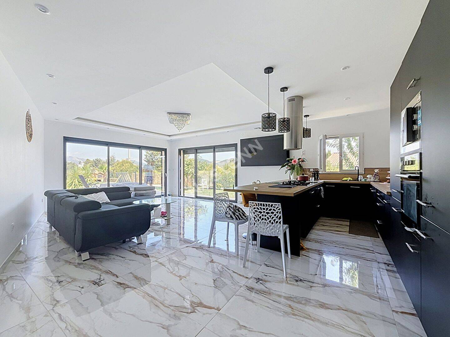 Maison 5 pièces 126 m² · à Aubagne · 126,3 m² · 780 000 €