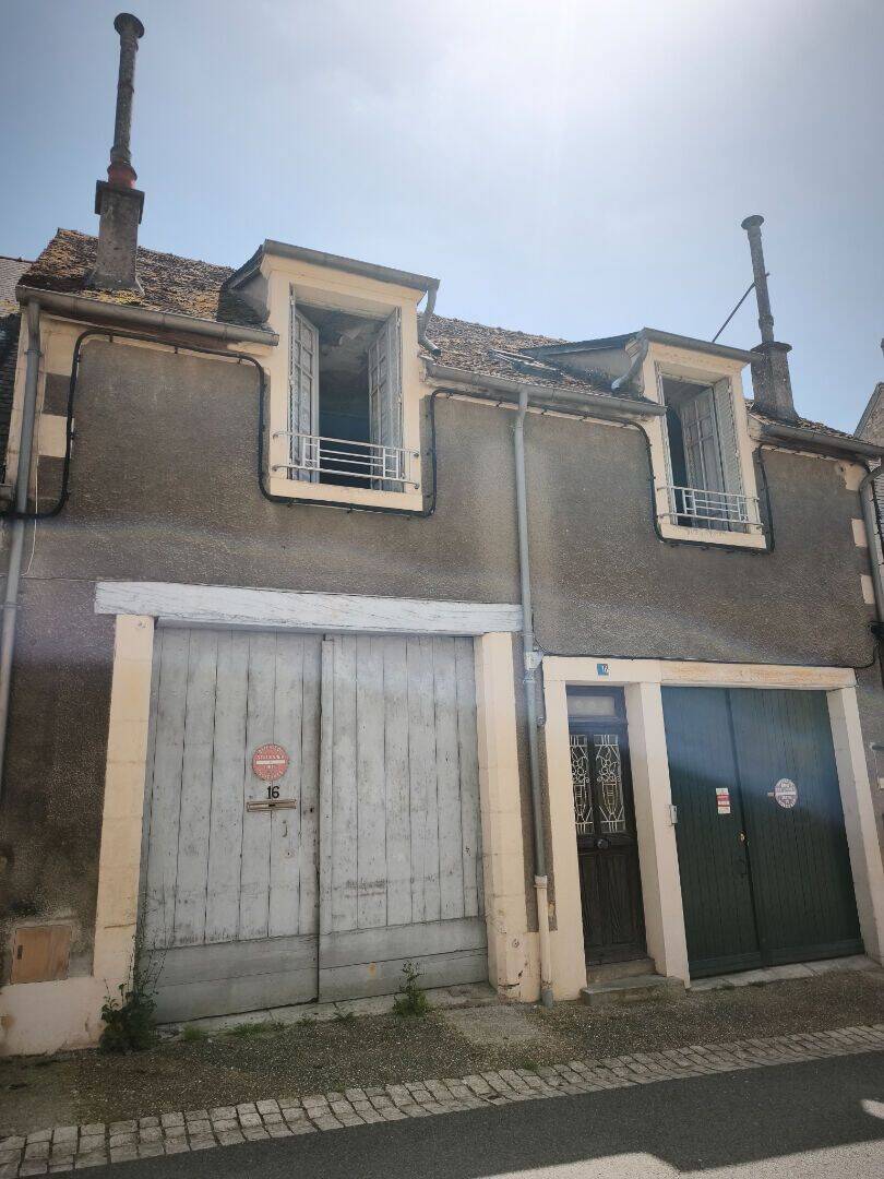 Maison 3 pièces 49 m² · à La Charité-sur-Loire · 48,8 m² · 33 000 €