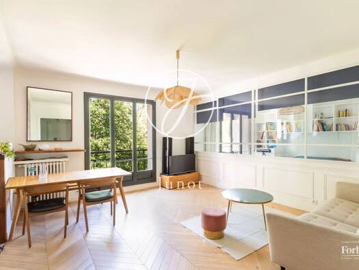 Appartement à vendre 935 000 € 3 pièces 2 chambres 83,9 m² Étage 3/1 Grandes Carrières-Clichy Paris 18ème arrondissement 75018