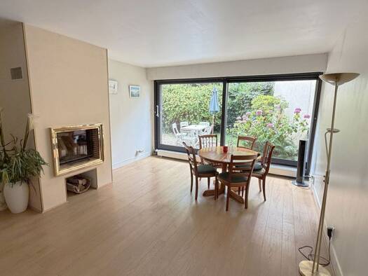 Appartement à vendre 291 000 € 2 pièces 1 chambre 59 m² RDC Les Gros Chenes-Les Godets-Le Grand Clos Verrières-le-Buisson 91370