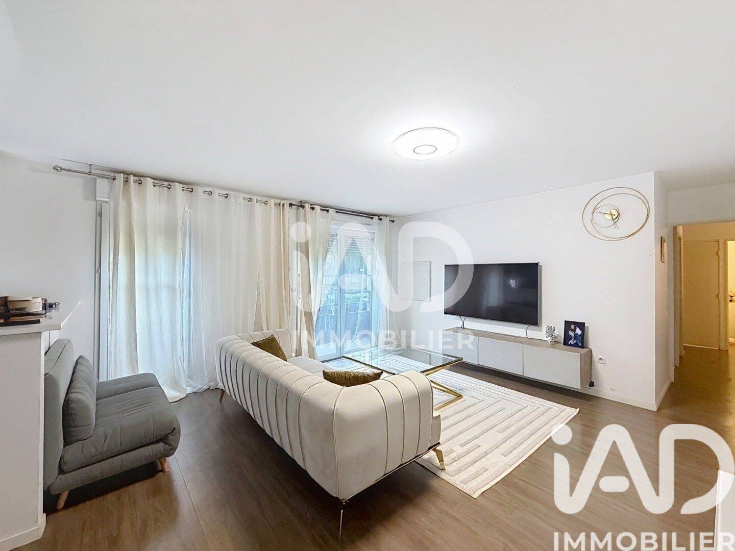 Appartement 3 pièces 67 m² · à Saint-Germain-en-Laye · 66,7 m² · 279 500 €