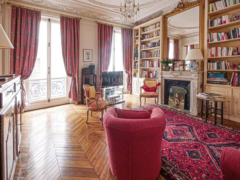 Appartement à vendre 1 500 000 € 7 pièces 5 chambres 147,1 m² Étage 1/5 Legendre-Lévis Paris 17ème 75017