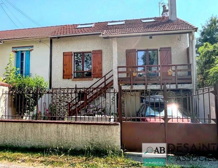 Maison 4 pièces 77 m² · à Condé-Sainte-Libiaire · 77 m² · 267 000 €