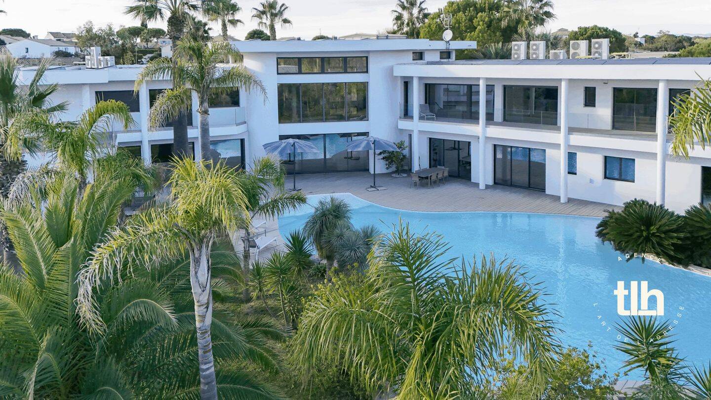 Maison 11 pièces 808 m² · à Baillargues · 808 m² · 5 200 000 €