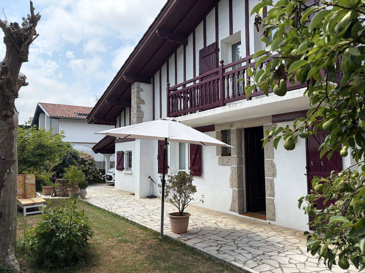 Maison 7 pièces 138 m² · à Anglet · 138 m² · 682 000 €