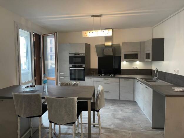 Appartement à vendre 400 000 € 4 pièces 3 chambres 97 m² Étage 1/6 Sans Souci-Dauphiné Lyon 3ème arrondissement 69003