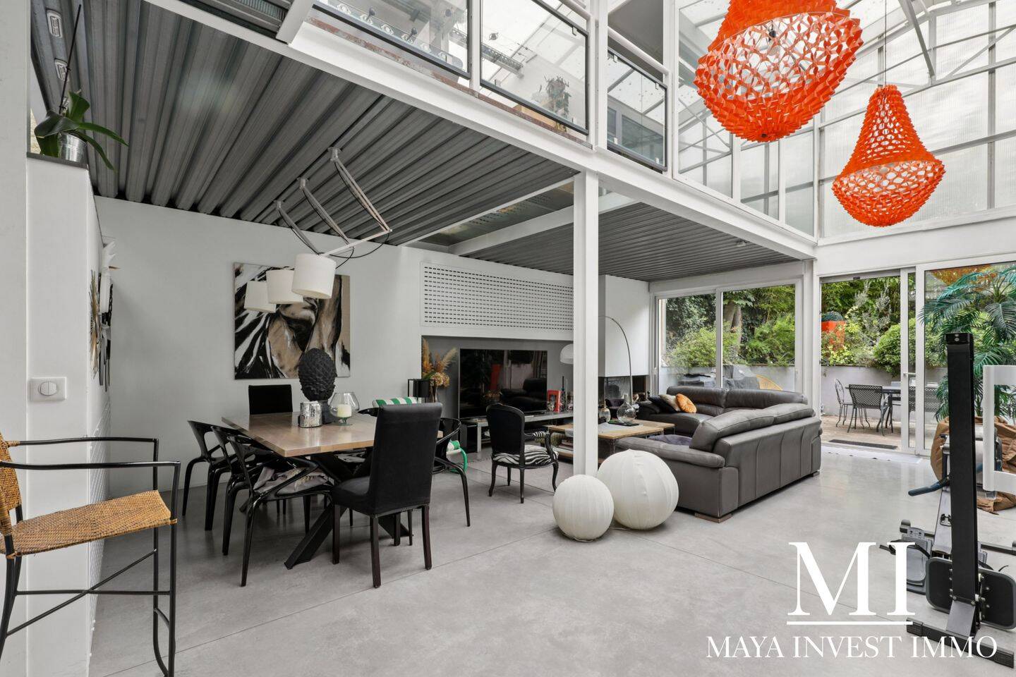 Appartement 9 pièces 255 m² · à Colombes · 255,4 m² · 1 250 000 €